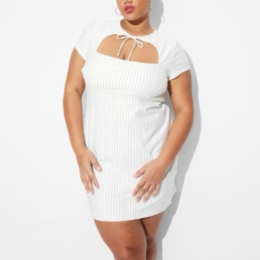 Wild Fable Women’s Short Sleeve Mini Shift Dress NWT Size Large White/Black